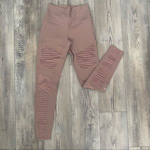 Mauve Alo Yoga Moto Leggings